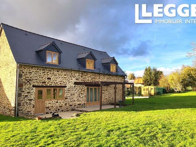 Maison, Couesmes Vaucé