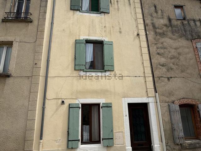 Maison, Couiza