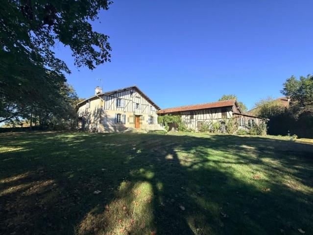 Maison, Couloumé Mondebat