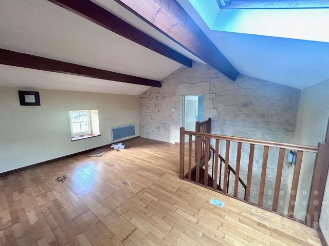 Maison Coulonges Sur L Autize 5 pièce s 183.90 m2