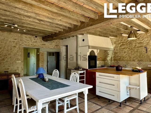 Maison, Coulonges