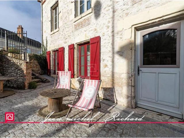 Maison Cour Cheverny 145 m2