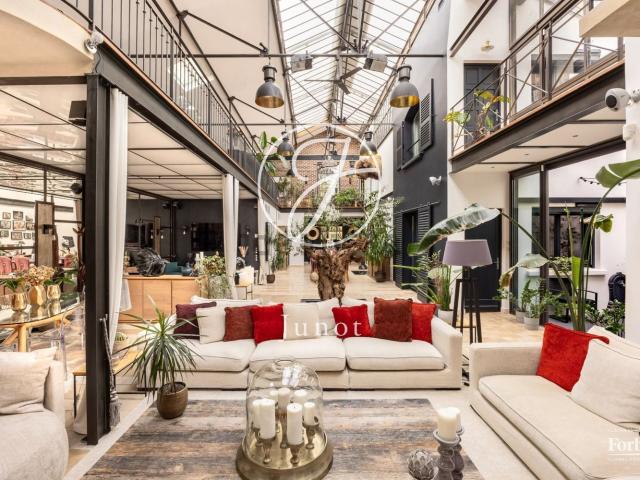 Maison, Courbevoie