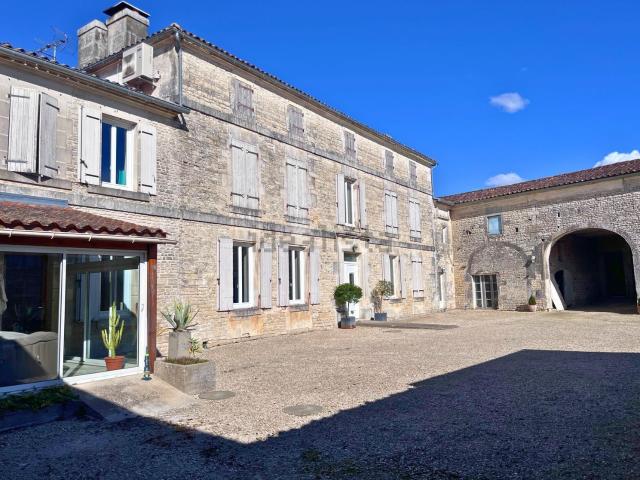 Maison, Courbillac