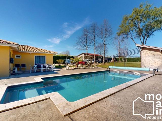 Maison, Cours les Bains