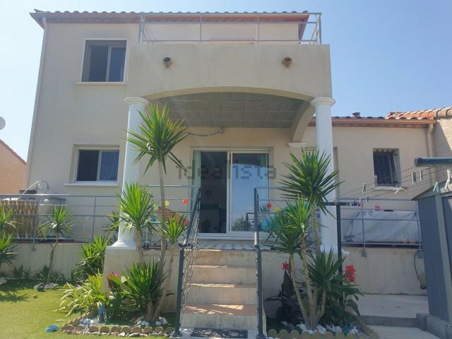 Maison, Coursan