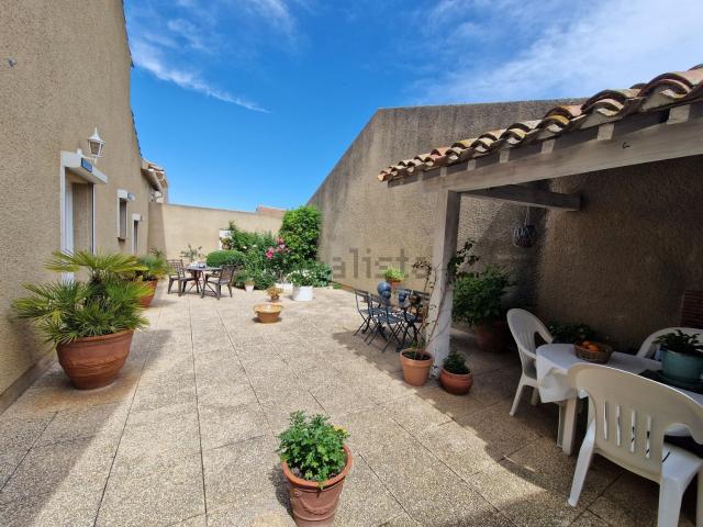Maison, Coursan