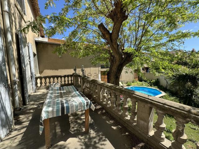 Maison, Coursan