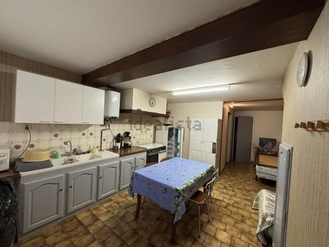 Maison, Coursan