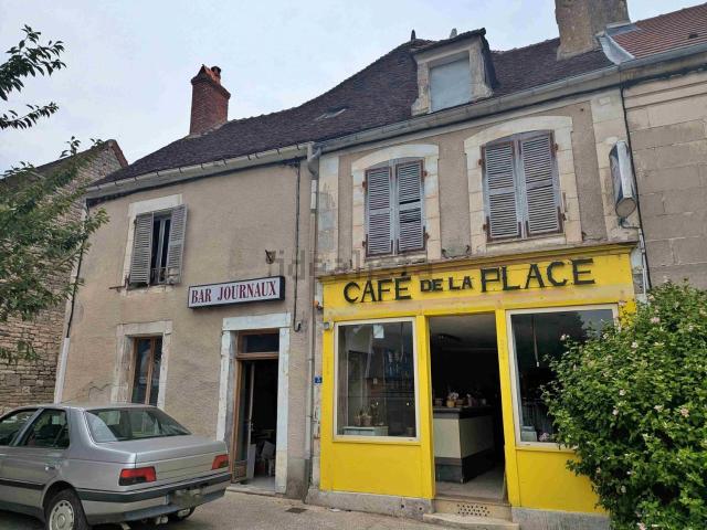 Maison, Courson les Carrières