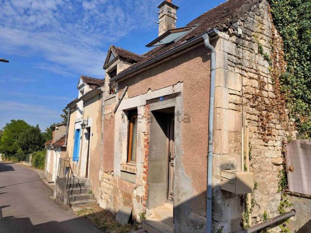 Maison, Courson les Carrières