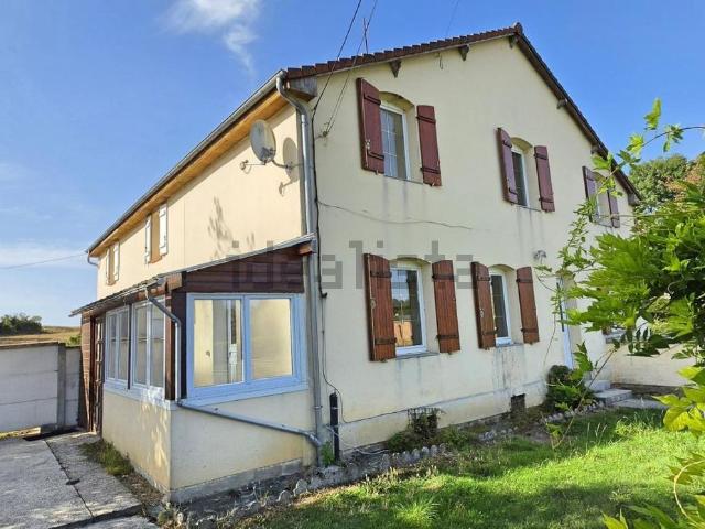 Maison, Courtemanche
