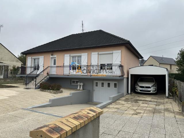 Maison, Courtenay
