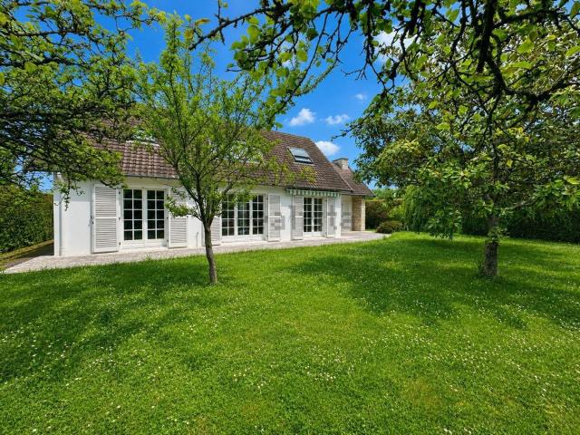 Maison, Courteuil
