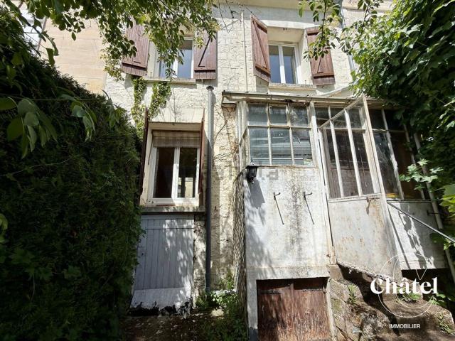 Maison, Courteuil