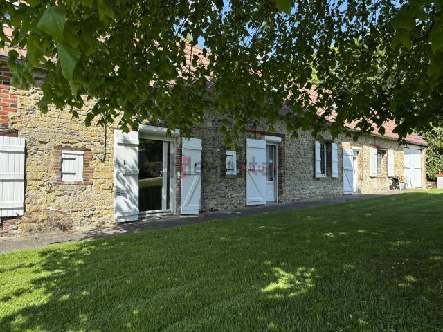 Maison, Courtomer