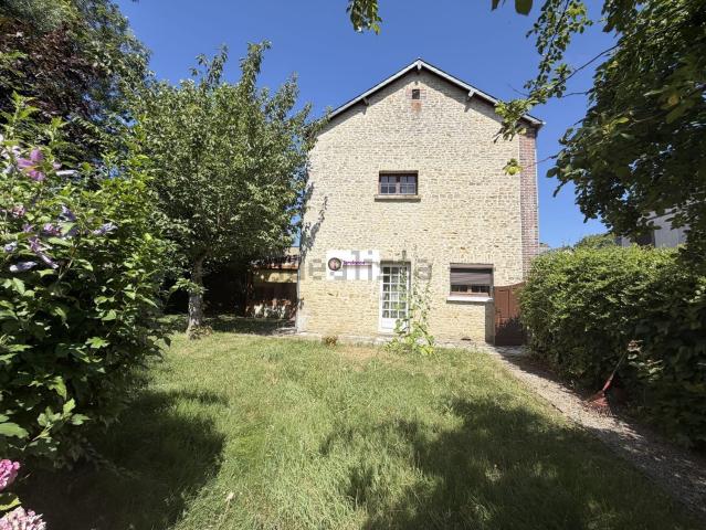 Maison, Courtomer