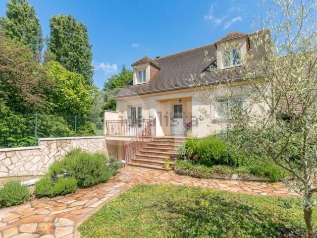 Maison, Courtry
