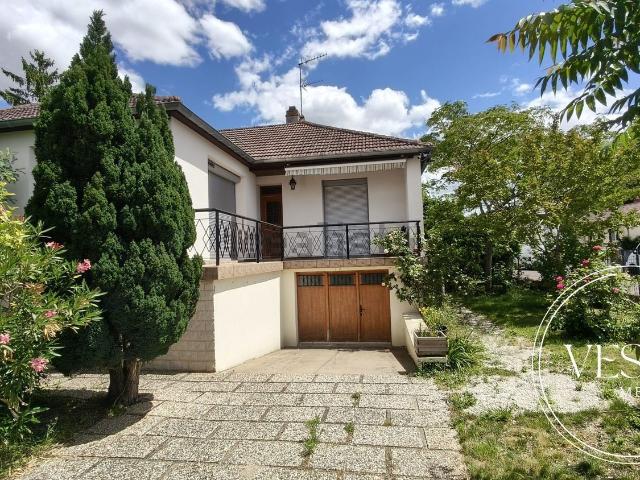 Maison, Couternon
