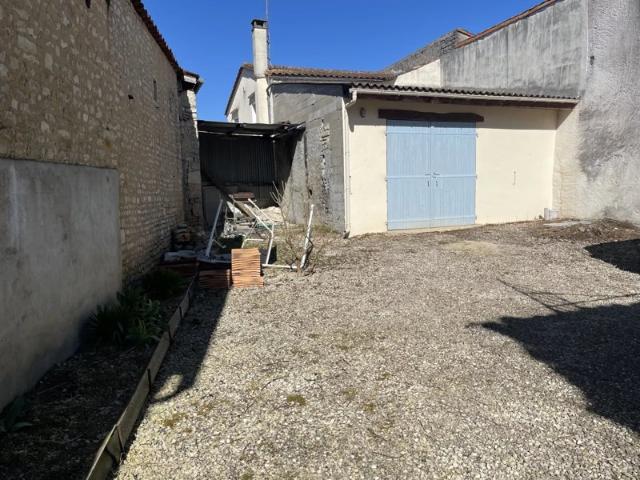 Maison coeur de bourg à rénover