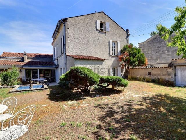 Maison, Cognac