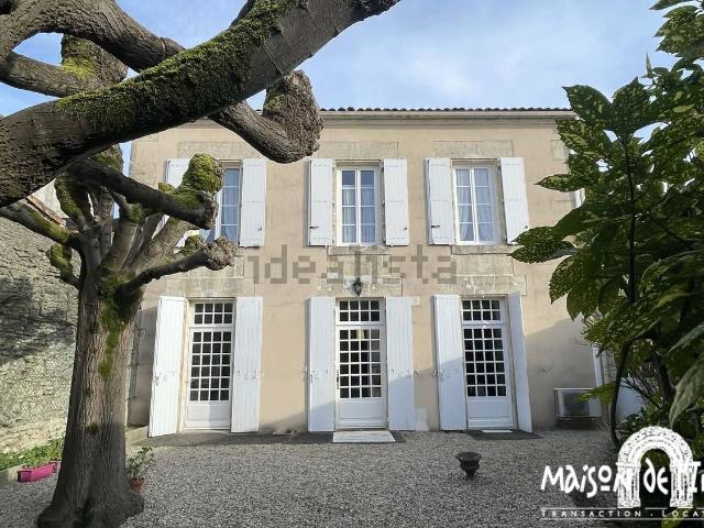Maison, Cognac