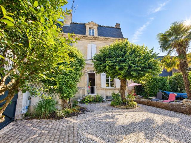 Maison, Cognac