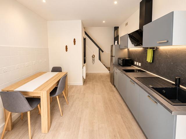 Maison Colombiers 2 pièce s 55 m2