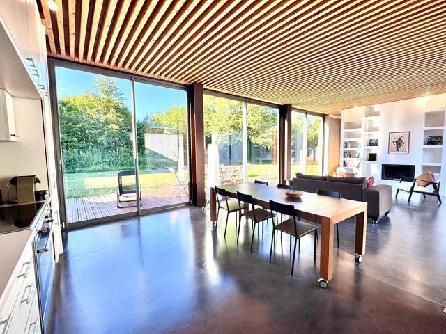 Maison Collonges Sous Salève 6 pièces 166 m2