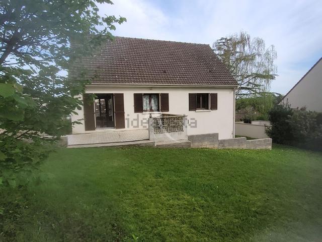 Maison, Combs la Ville