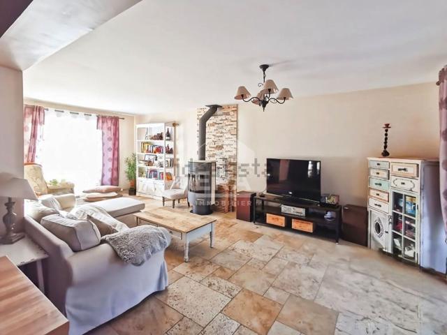 Maison, Combs la Ville