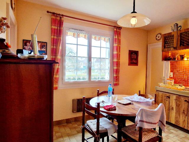 Maison Commentry 6 pièce s 186 m2
