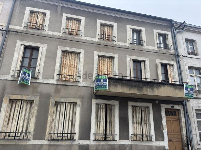 Maison, Commercy