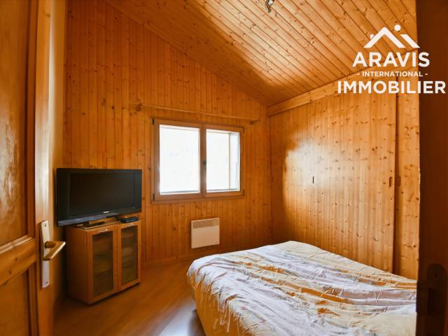 Sous Offre Maison composée de 3 appartements avec grands g. 152m² Les Villards sur Thônes