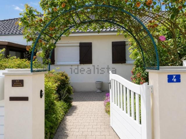 Maison, Condat sur Vienne