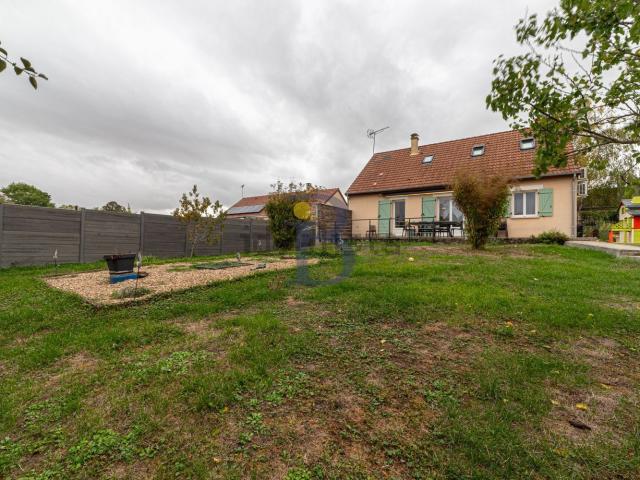 Maison, Condé