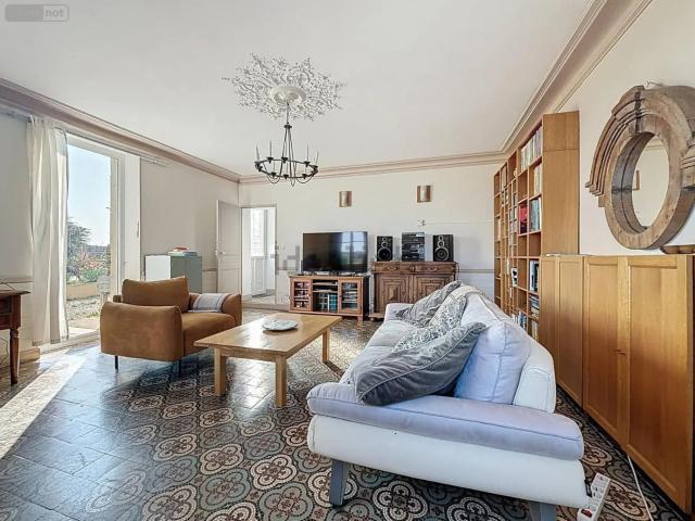 Maison, Condé sur Seulles