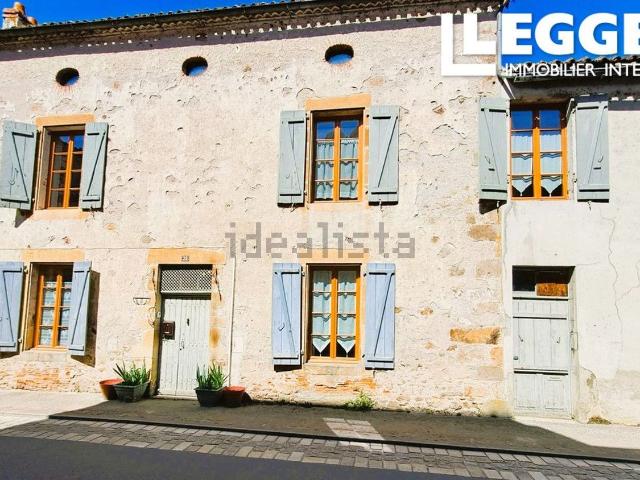 Maison, Confolens