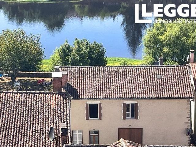 Maison, Confolens