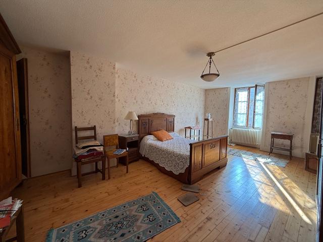 Maison Conliège 8 pièces / 4 chambres / 186.33 m2