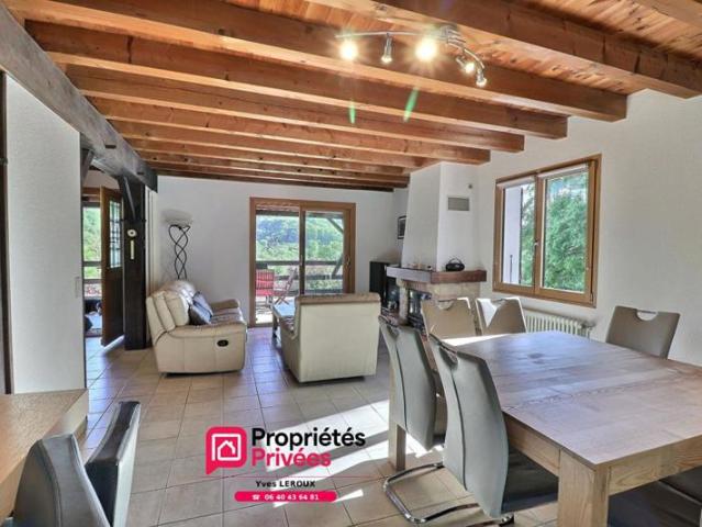 Maison 7 pièces 174 m2