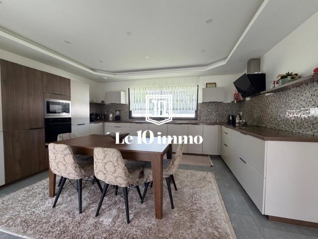 Maison contemporaine 5 chambres 180m² Sautron