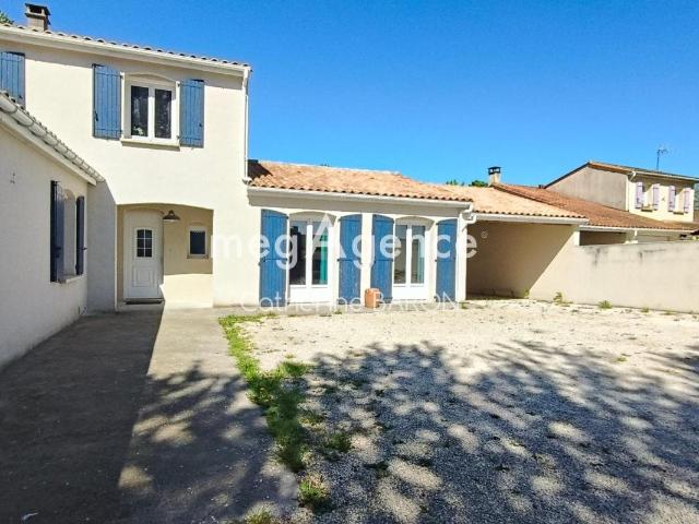 Maison contemporaine 6 chambres Jardin Piscine 212m² Germignac