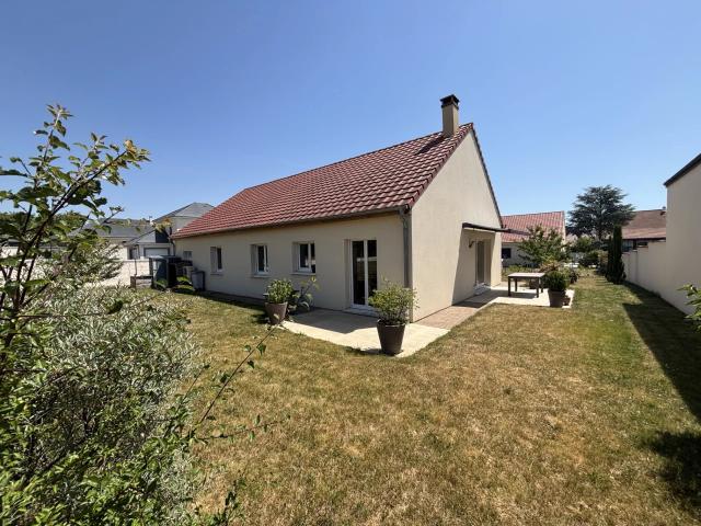 Maison contemporaine 102 m² de plain pied avec garage