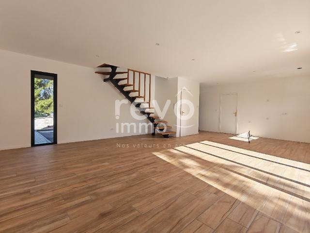Maison Contemporaine 112m² Saint Jean de Thurigneux