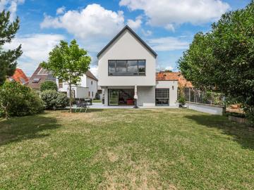 Maison contemporaine 185m2 sur 7,45 ares