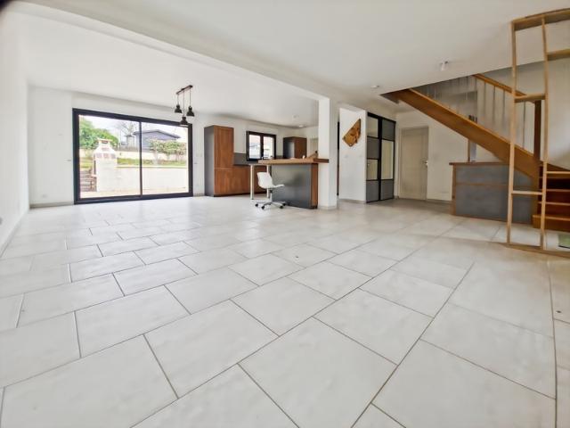 Maison contemporaine 2022 – 4 pièces – 96.8 m² – Secteur calme de Beauvais 60000