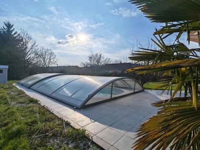 Maison contemporaine 218 m² avec piscine, grand terrain et vie de plain pied