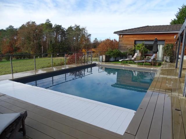 Maison contemporaine 242m2 avec piscine