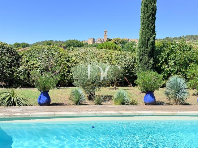 Villa d'architecte 280 m² – 5 chambres, piscine et vue – Mo 280m² Mormoiron